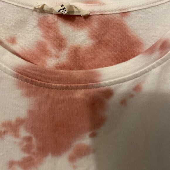 Pink and white tie dye 3/4 length sweatshirt with button accents - Picture 3 of 9